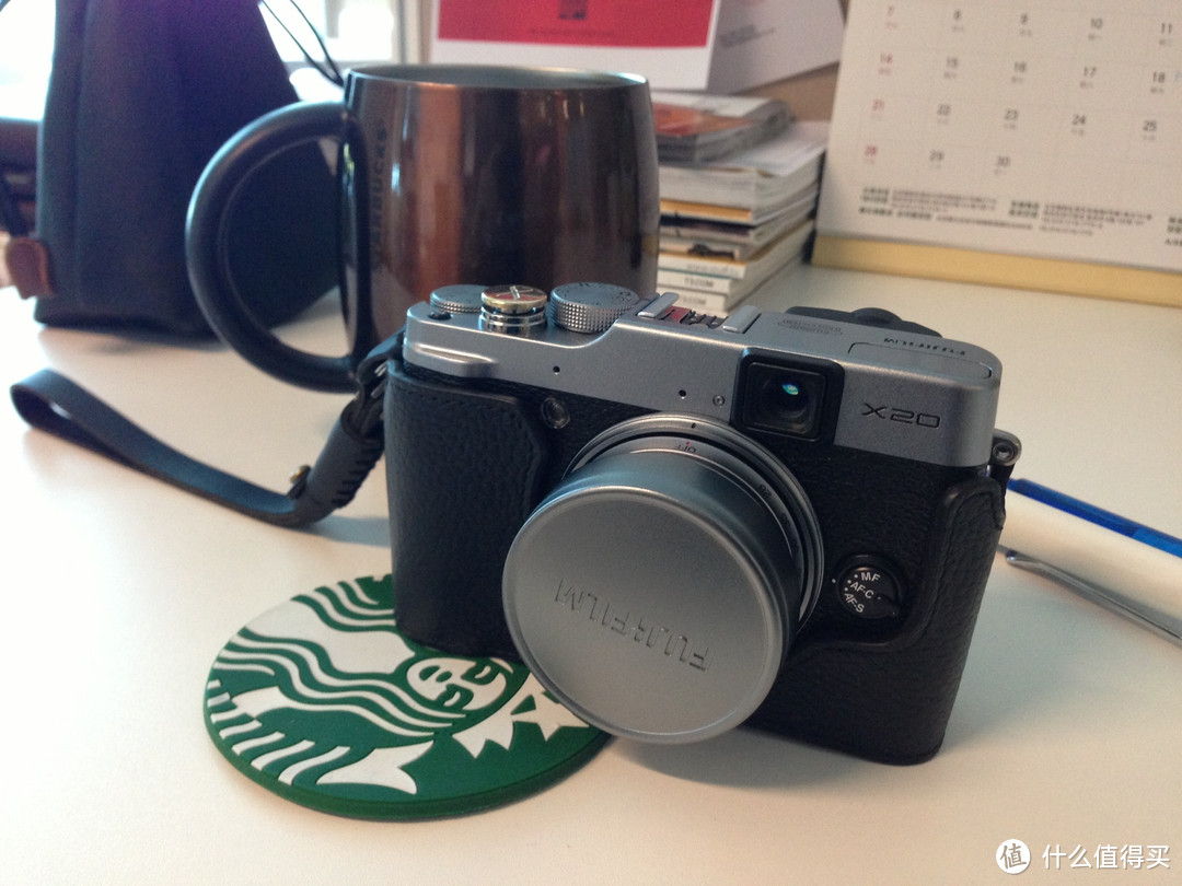 外貌协会 FUJIFILM 富士 FinePix X20 旁轴复古造型 数码相机（0.06秒对焦，连拍12张/秒）    