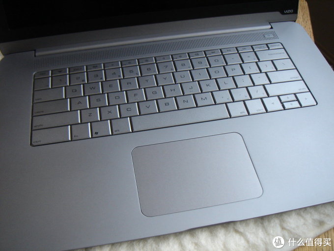 VIZIO CT15-A1 Ultrabook 超级本(15.6英寸IPS/1920*1080/i5-3317U/128GB SSD)