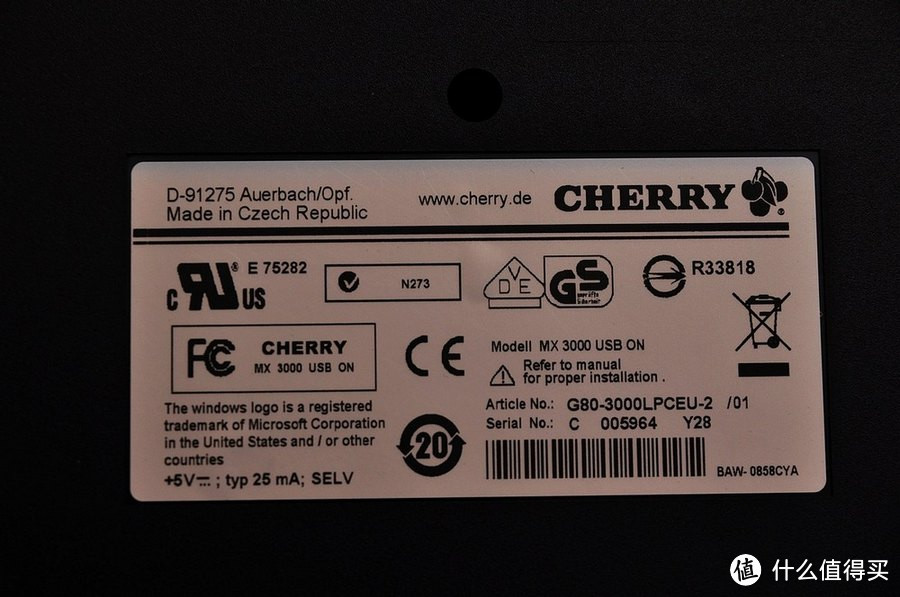 ￥599的樱桃cherry G80-3000黑色黑轴机械键盘