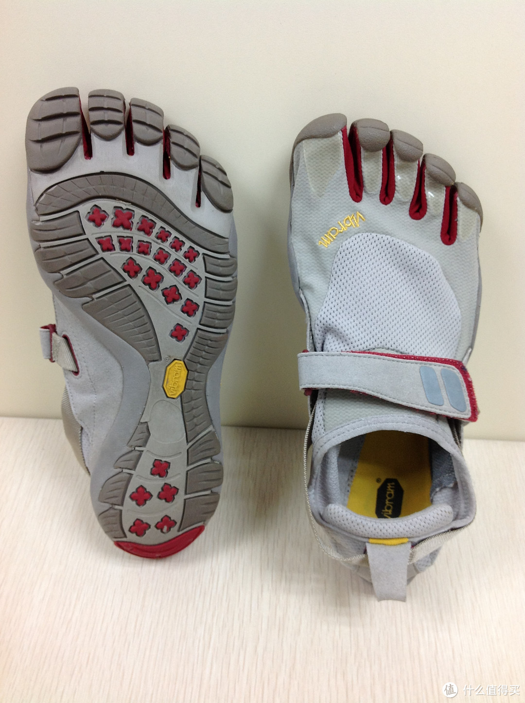 运动装备连环晒：Vibram FiveFingers Treksport五趾鞋开箱及评测