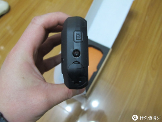 【奇葩物】国货V5霸气智能三防RunboX3开箱(IP67、对讲机、双卡)