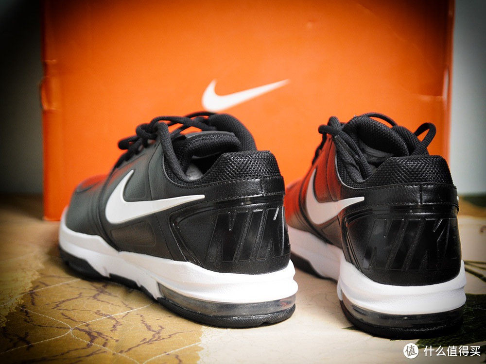 通吃休闲和运动 小评NikeTrainer 1.3 Low SL训练鞋