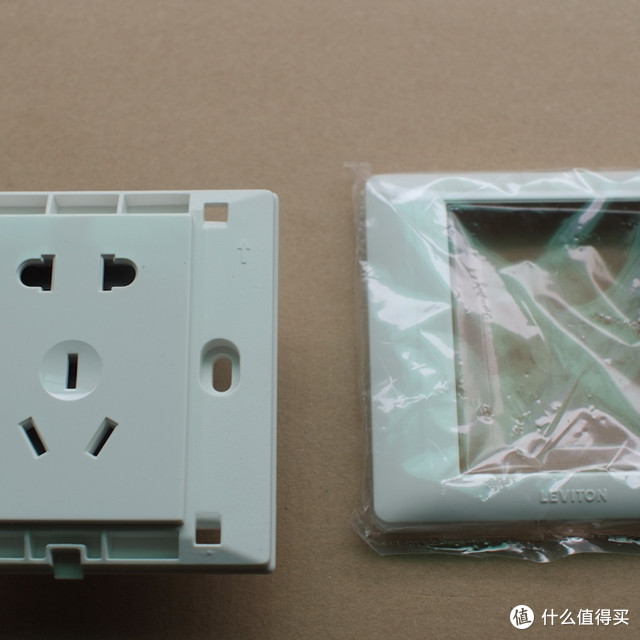 已经收到了立维腾五孔插座