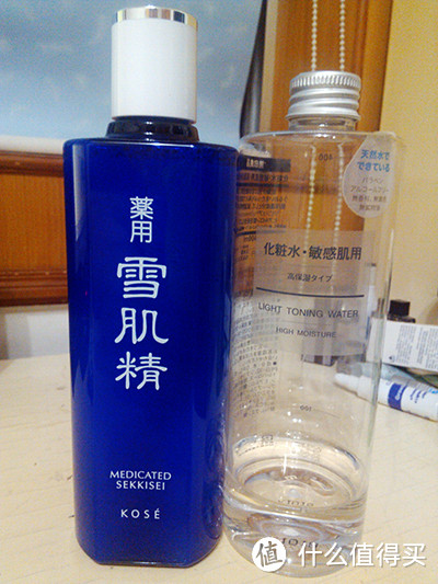 终于舍得买的雪肌精化妆水360ML，价格感觉很超值