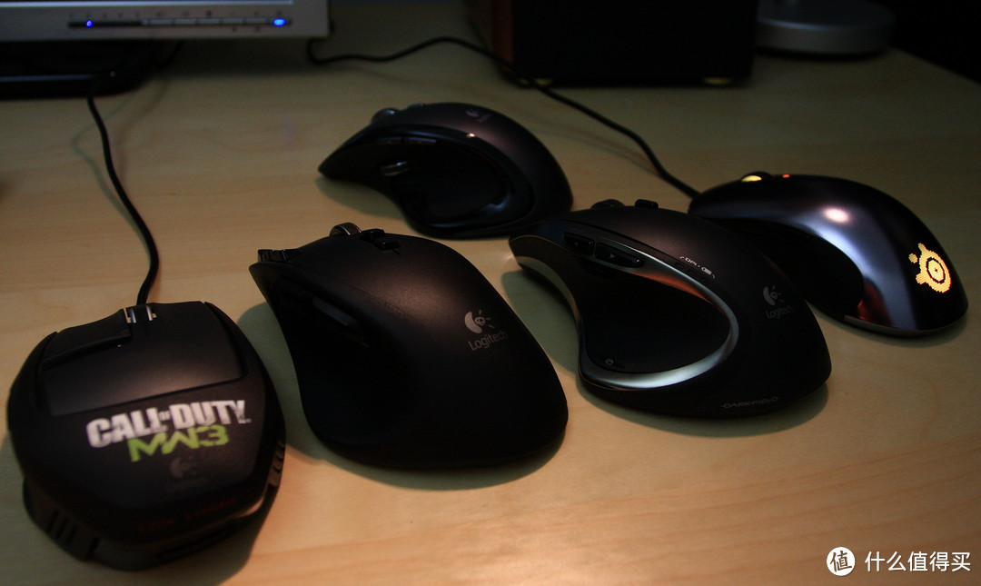 Logitech  G9X-MW3游戏鼠标