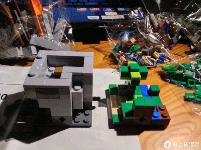 我的世界由我掌控!像素风的逆袭 Minecraft x Lego 21102