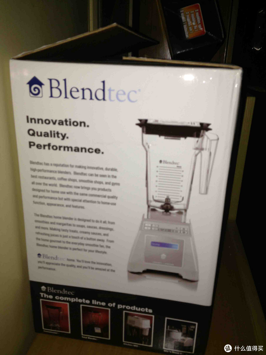 Blendtec搅拌机-搅碎iPhone,iPad各种电子设备. M快餐,绿咖啡店的伙伴