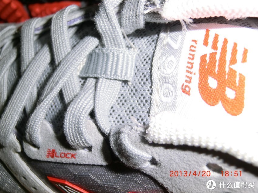 参与本站手慢无活动而来的 new balance 新百伦 W790 女款轻量避震跑鞋