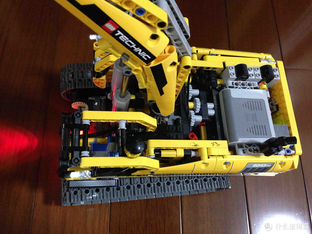 LEGO 乐高 旗舰 8043 电动挖掘机加装照明系统