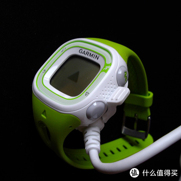 烧表不误跑马功 GARMIN FORERUNNER 10