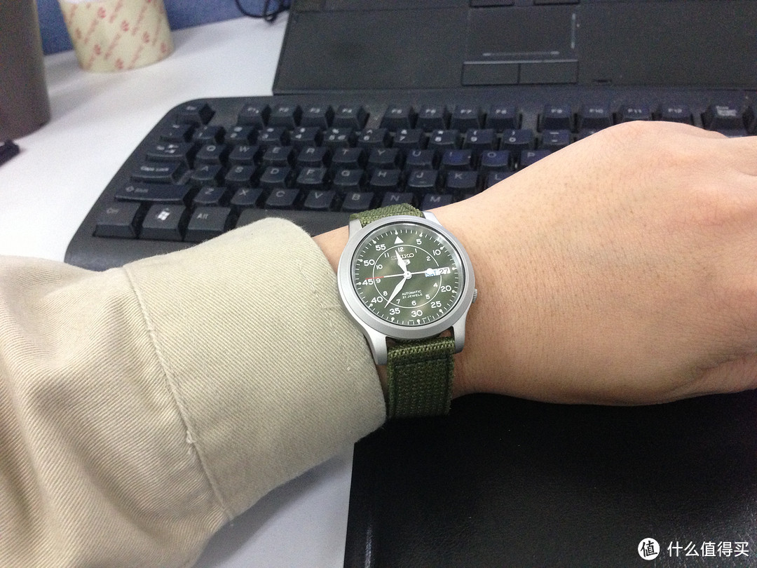 SEIKO 机械男表 Seiko Men's SNK805 Automatic Green Canvas Strap Wa