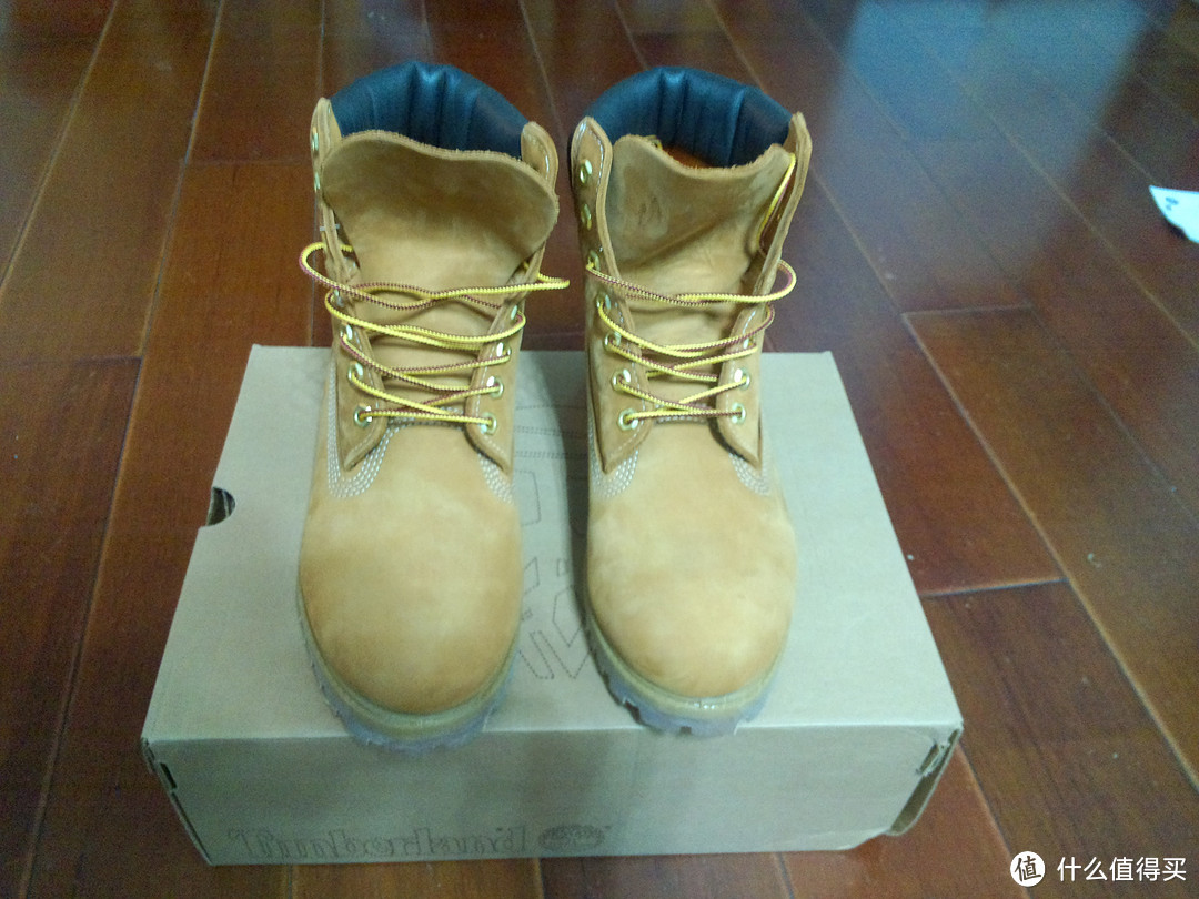 新鲜的Timberland 10061大黄靴