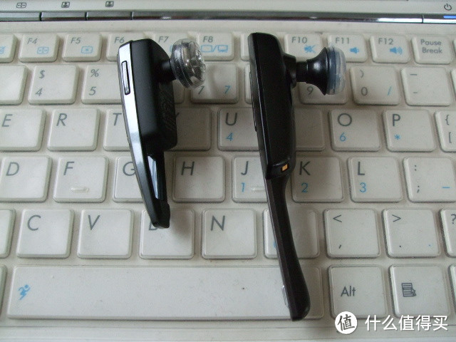 蓝牙耳机的PK 缤特力M1100 VS 三星HM7000