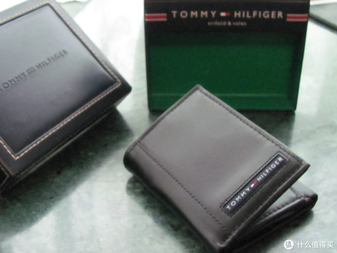 Tommy Hilfiger 三折牛皮钱包入手（三折是trifold，不是价格）