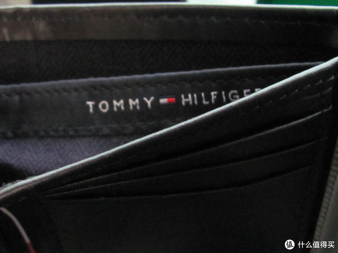 Tommy Hilfiger 三折牛皮钱包入手（三折是trifold，不是价格）