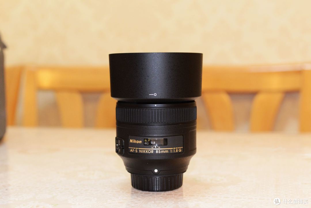 晒下拍妹纸专用镜头海淘的尼康8518g镜头