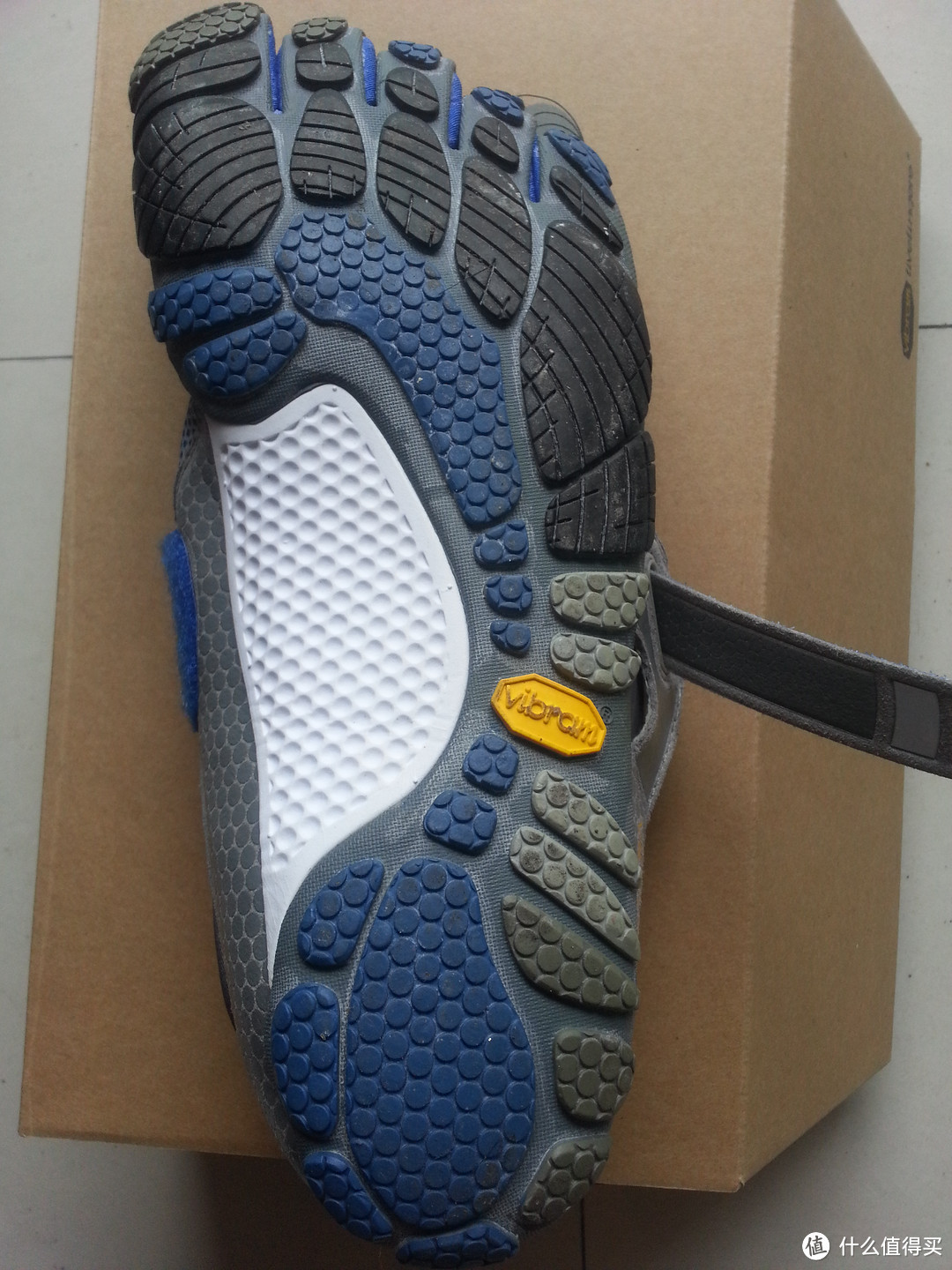 海淘第一单Vibram Five Fingers Bikila终于到手