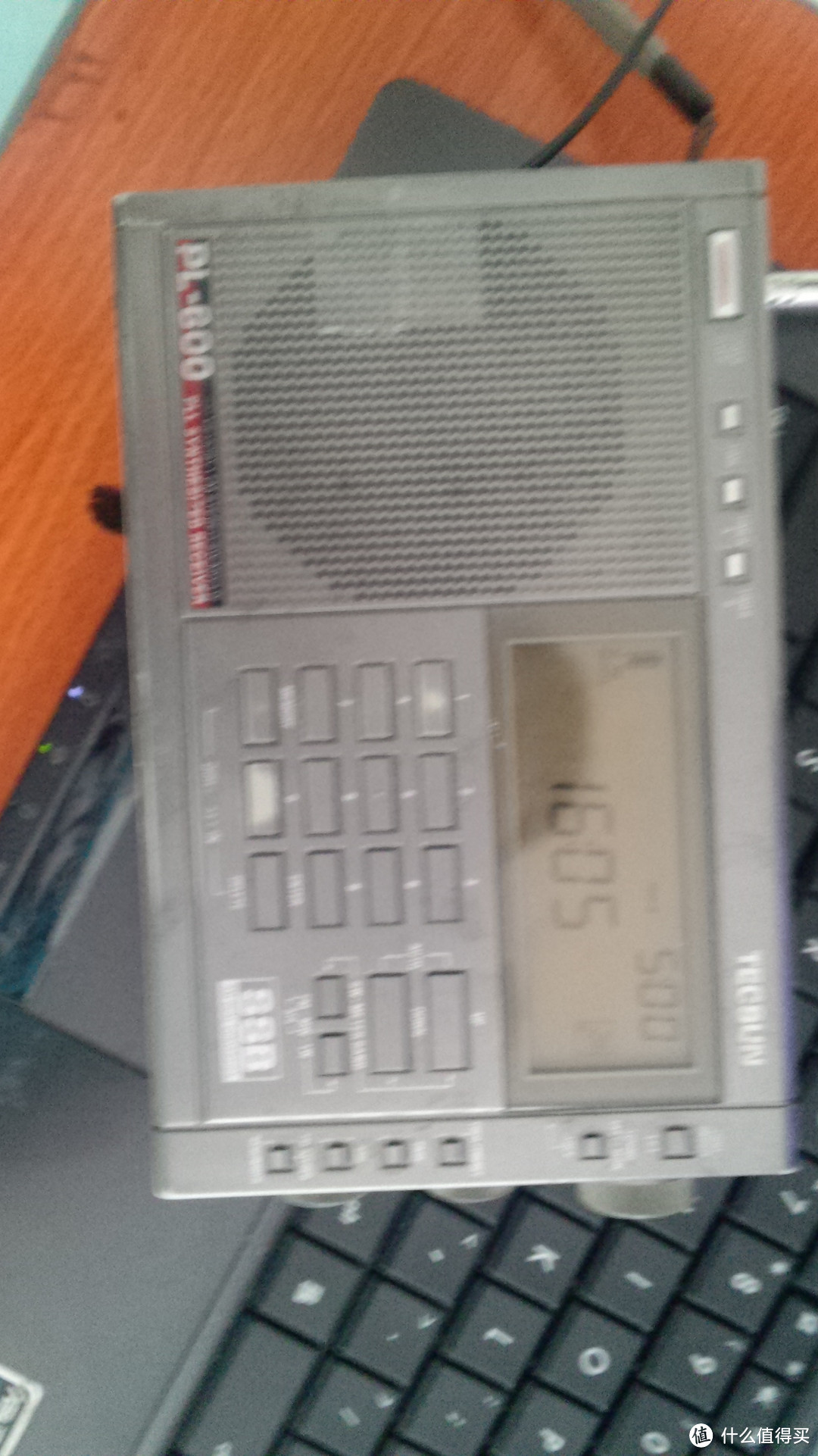 TECSUN 德生 PL-600 高性能全波段数字调谐立体声收音机