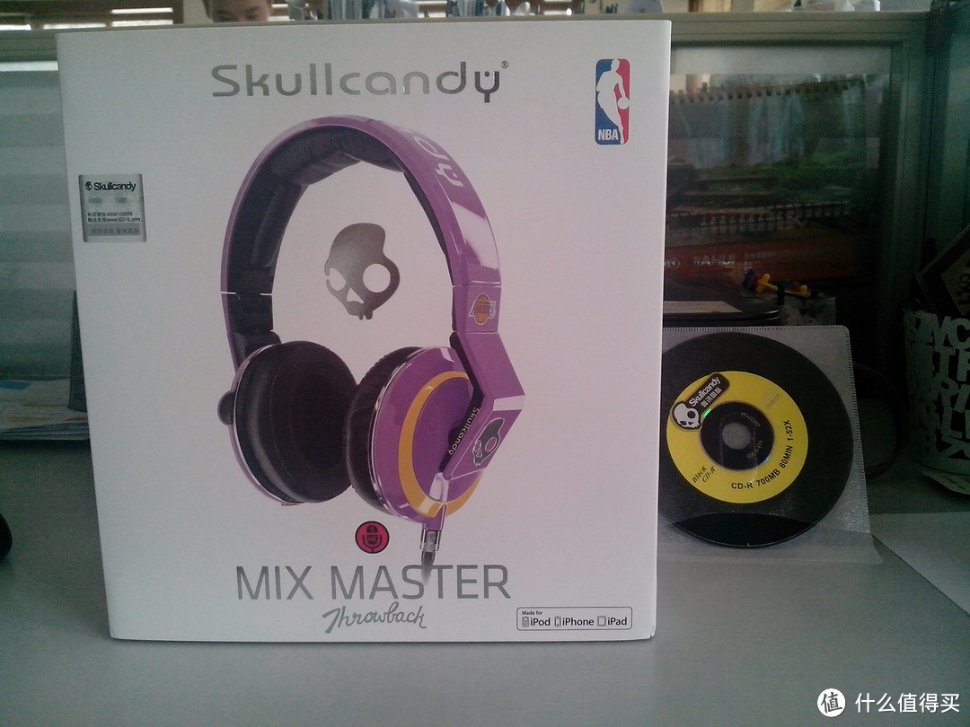 skullcandy骷髅耳机mix master 湖人限量版，亮骚紫色