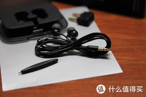 CREATIVE  Aurvana In-Ear 动铁耳机 199 伪开箱。非专业，外观档，无测评...