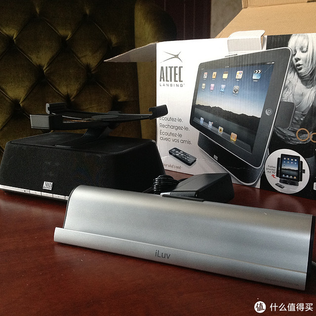 神价iPad音箱的pk：iLuv MO'Beats VS. Altec Lansing MP450