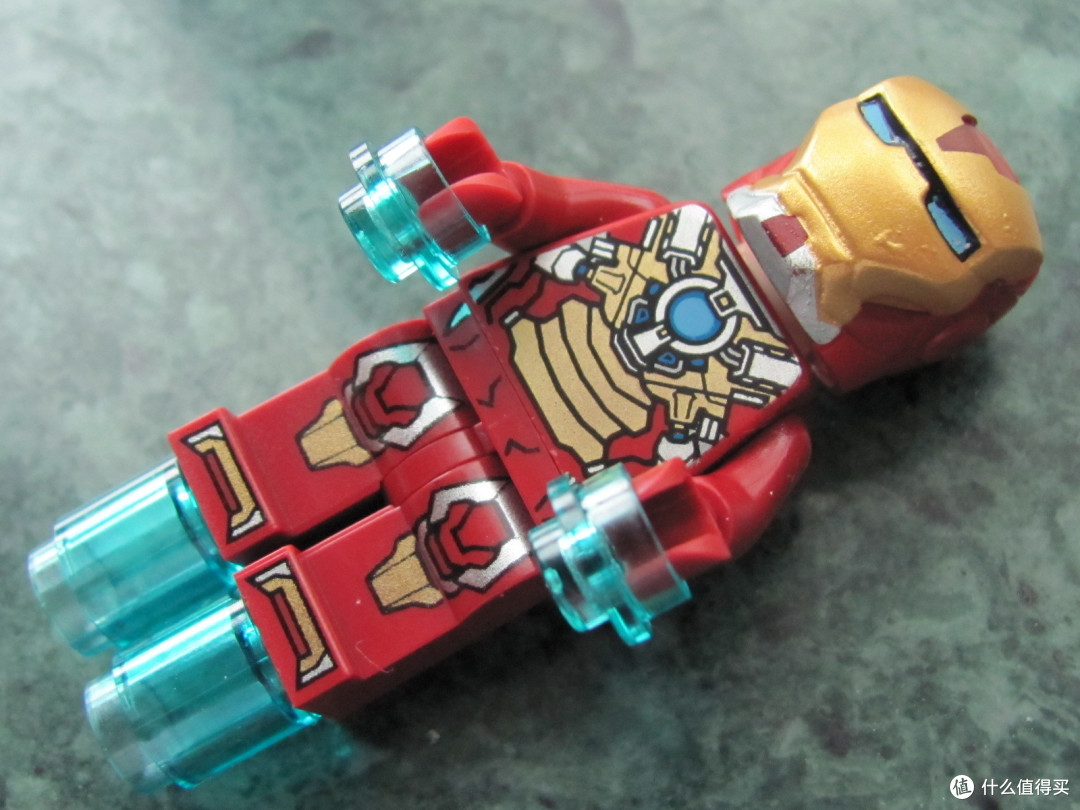 lego乐高超级英雄之钢铁侠vs满大人76008