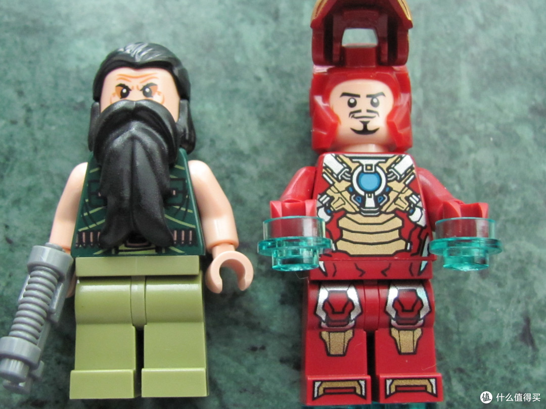 lego乐高超级英雄之钢铁侠vs满大人76008