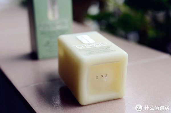 我买到的倩碧黄油(无油版)--我才不会告诉你它