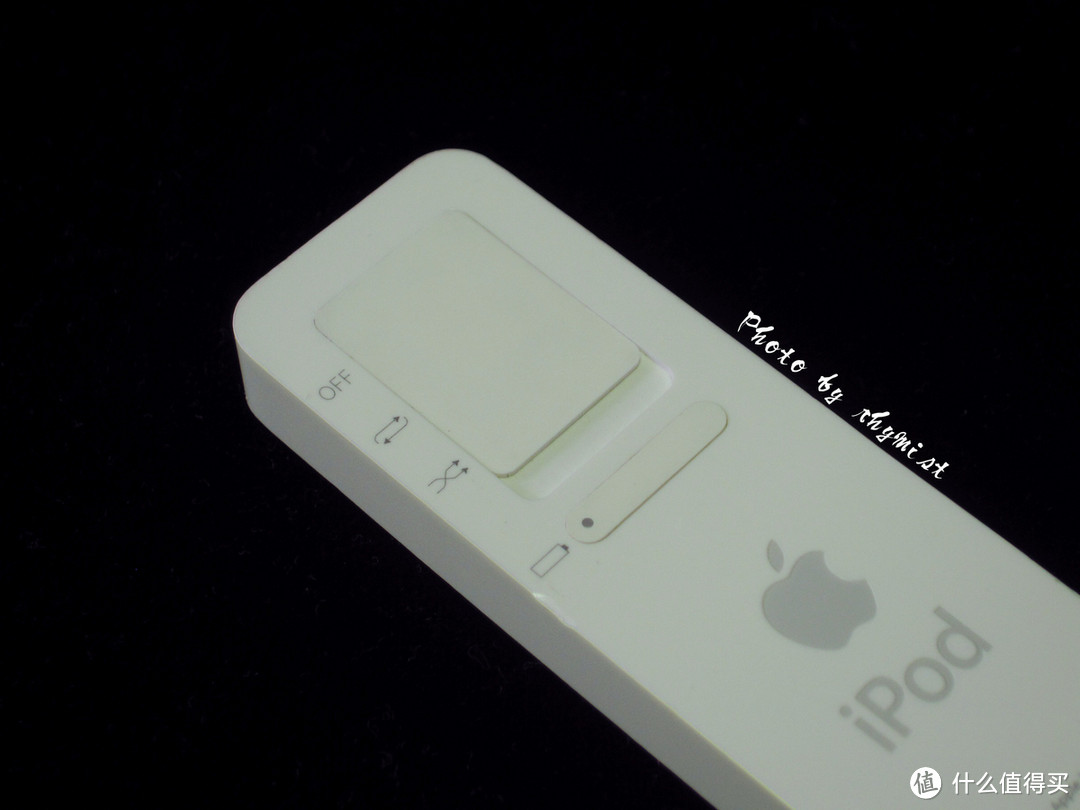 经典白色口香糖——第一代 iPod Shuffle