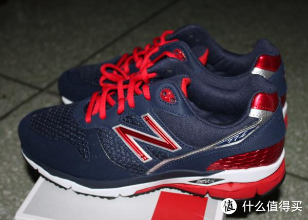 New Balance 男式 专业运动鞋/跑步鞋 M774NR2  