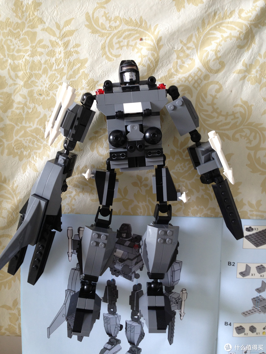 真屌丝又来晒积木了依然国产便宜货星钻积变战士