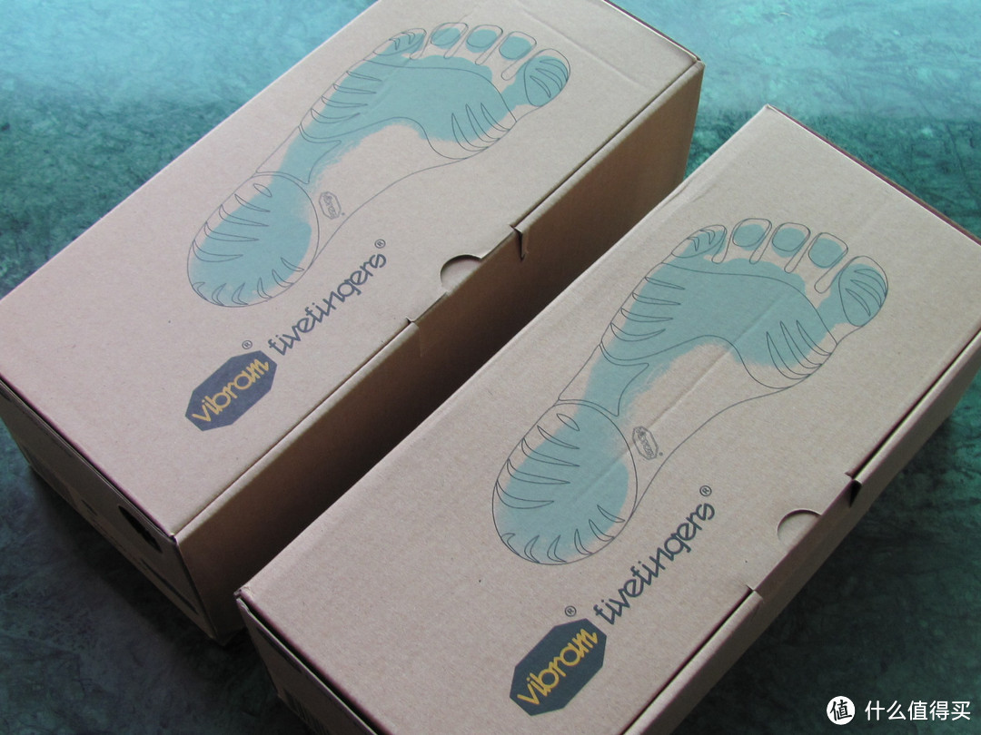 Vibram FiveFingers KSO trek 终于收到，开箱+扫码+细节+试穿