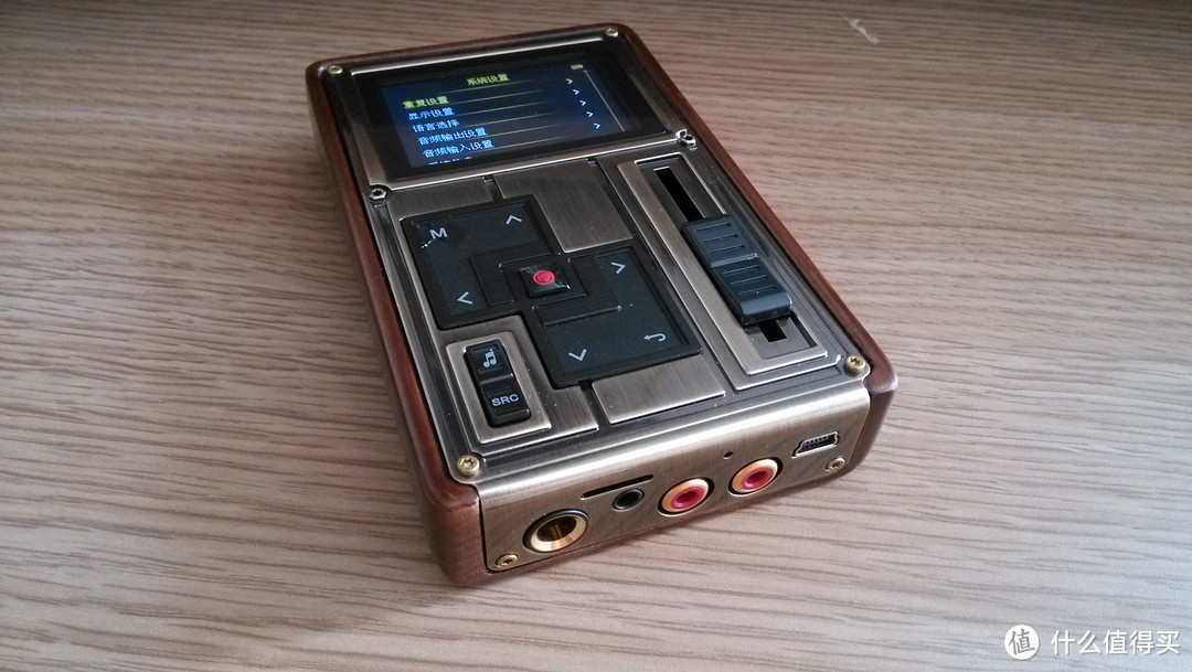 Colorfly 七彩虹  Pocket Hifi C4 Pro (16G) 创三项世界第一的无损音乐播放器新进 拆弹的快来