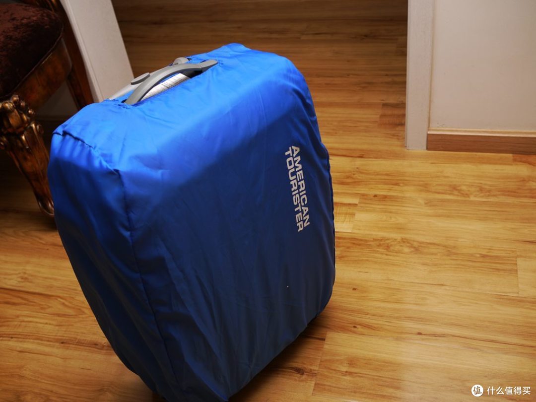 AmericanTourister 美旅箱包 100%PC坚韧时尚炫彩万向轮拉杆箱 40T*49010金属灰24寸 小晒