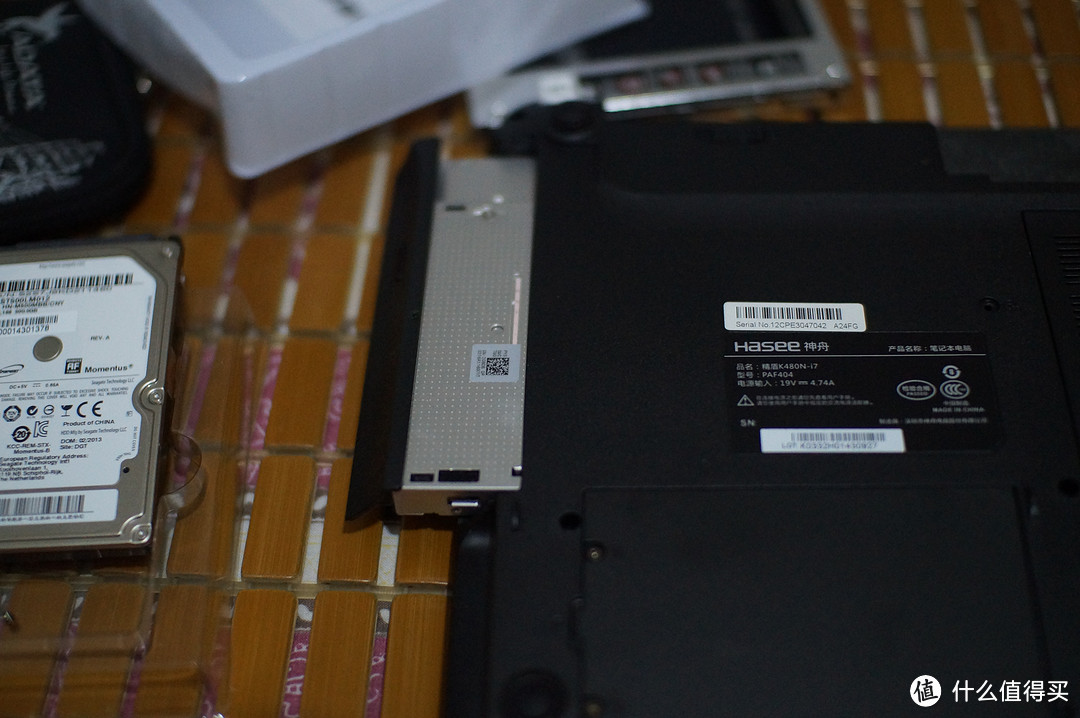抛砖引玉，晒一下前两天买的 Plextor 浦科特 PX-128M5S 128G SSD 固态硬盘和安装到神舟K480N的过程