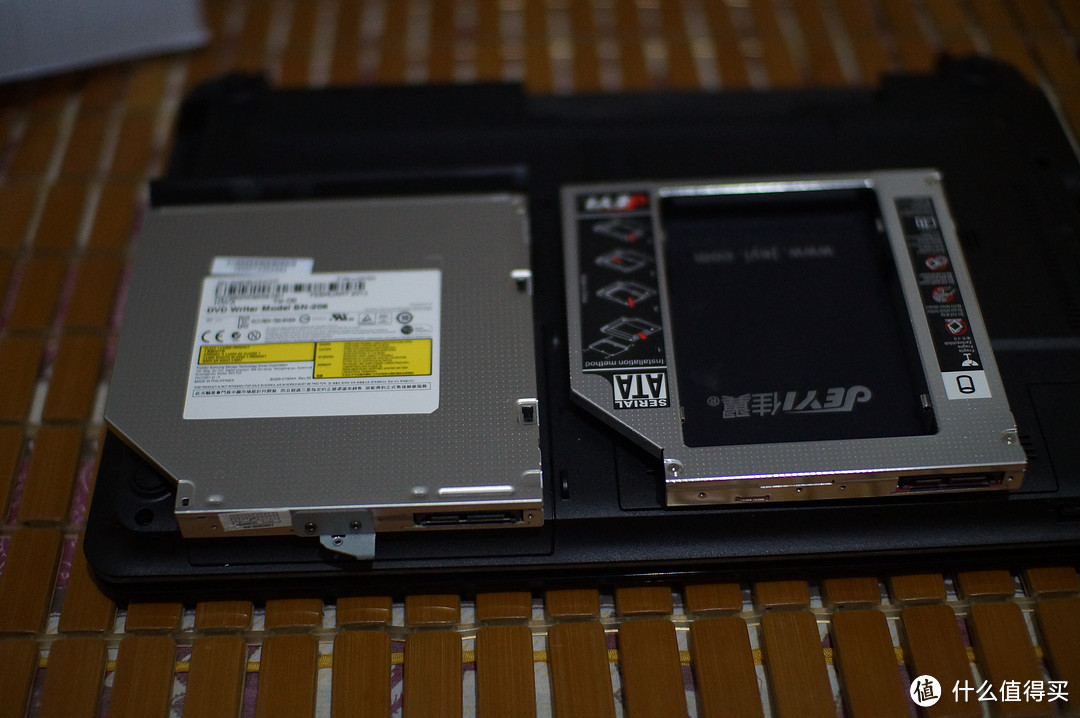 抛砖引玉，晒一下前两天买的 Plextor 浦科特 PX-128M5S 128G SSD 固态硬盘和安装到神舟K480N的过程