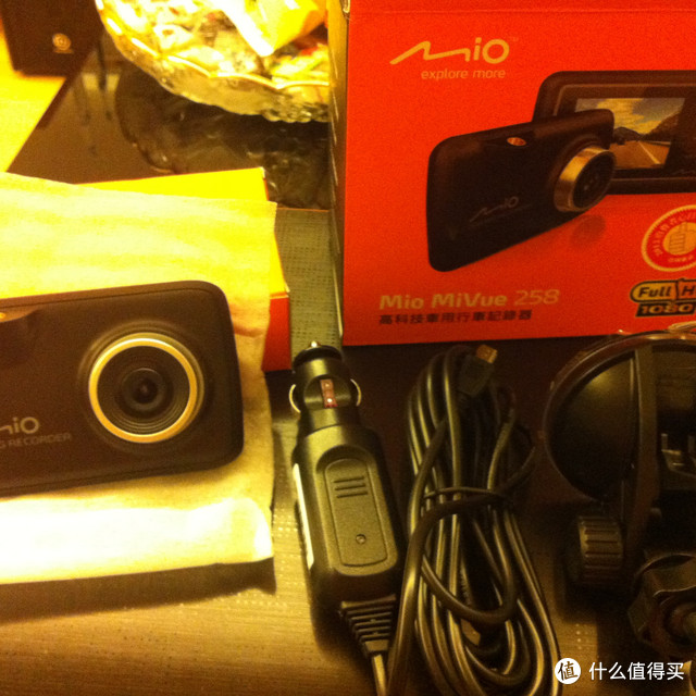 到货鸟！！！Mio 宇达电通 MiVue 258 高科技车用 行车记录仪