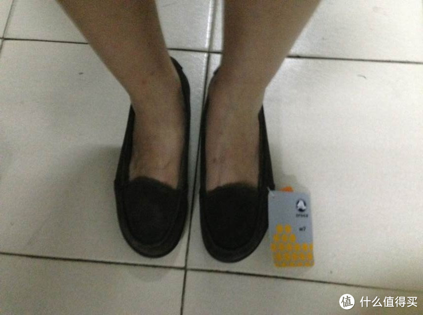 我的海淘处女单！女王的 crocs 卡洛驰 毛毛鞋 和我的 Levis 李维斯 511 修身牛仔裤