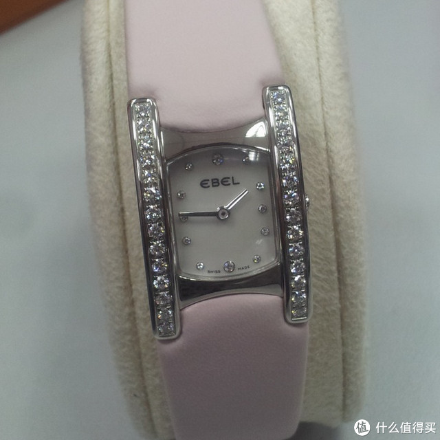 EBEL 玉宝 Beluga Manchette系列 女士时装腕表