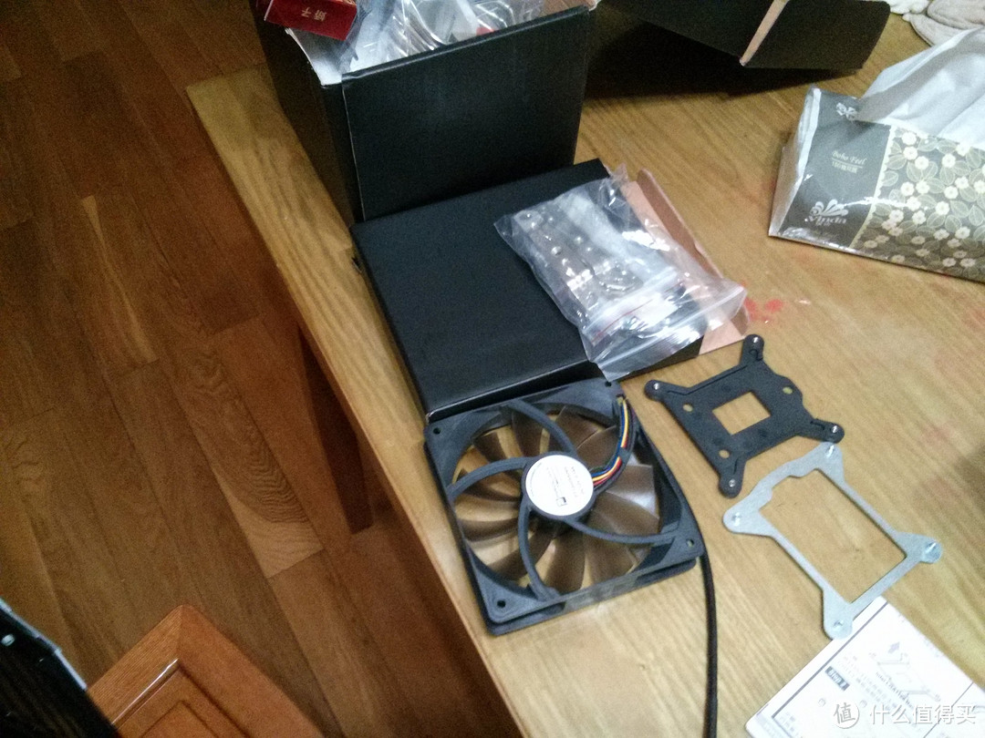 Prolimatech 采融 变形金刚 Basic-81 散热器+ CoolerMaster  酷冷至尊 武尊神 CM690II 中塔机箱