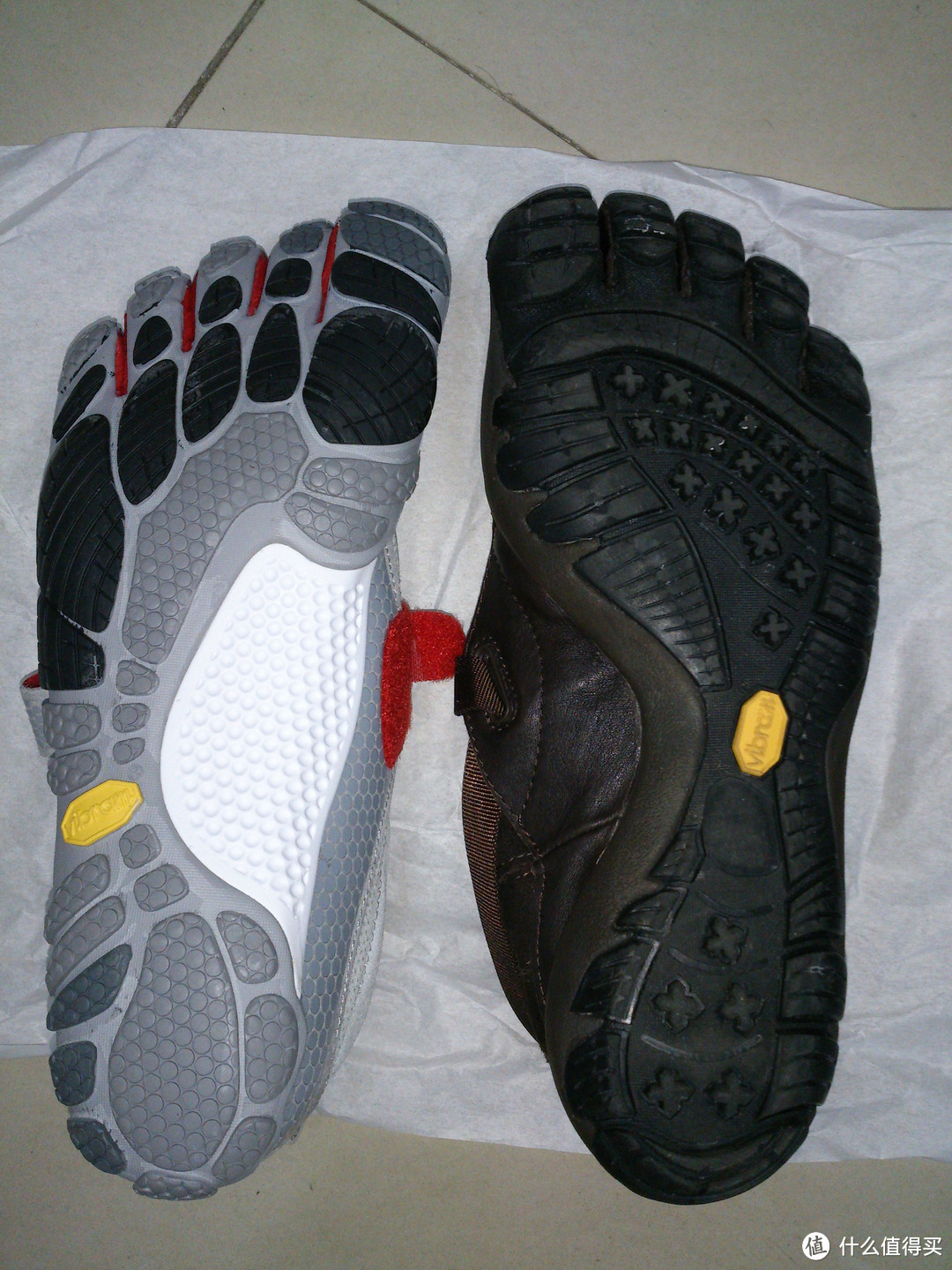 苦等一个月的 Vibram FiveFingers BIKILA 男款五趾鞋到手！附与KSO Trek的简单对比。