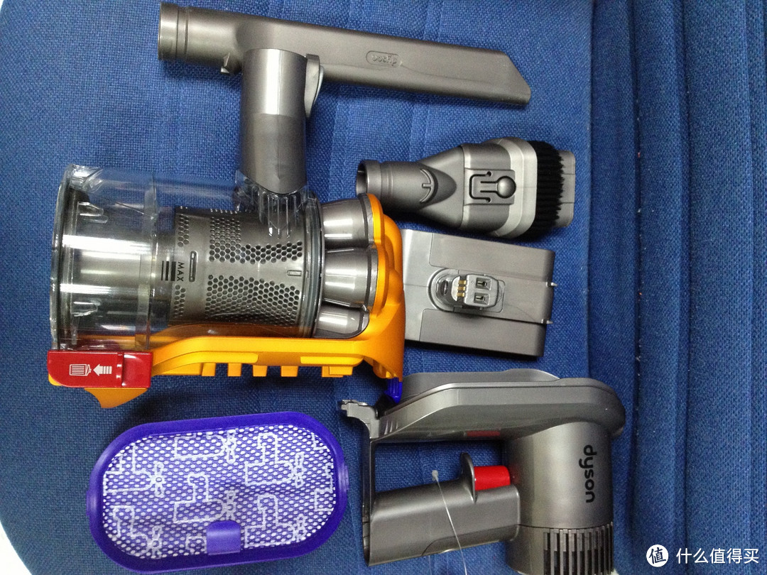 戴森 Dyson DC34 吸尘器 一个月后终于到手，等得内牛满面啊