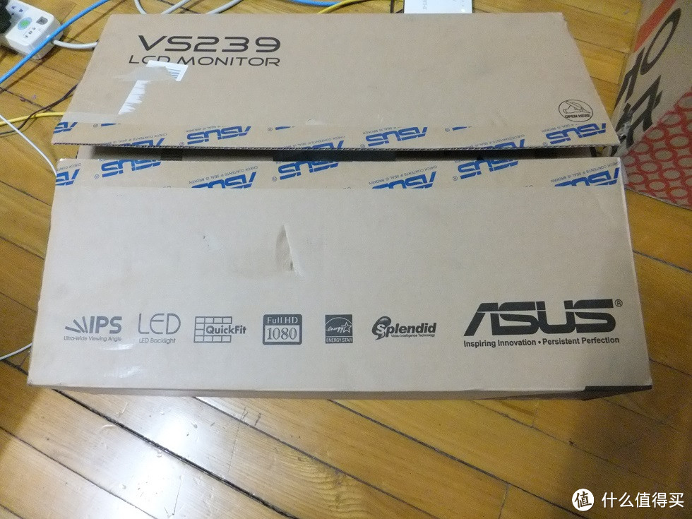 闲来无事，晒下 ASUS 华硕 VS239HR 23英寸 LED背光IPS面板宽屏液晶显示器