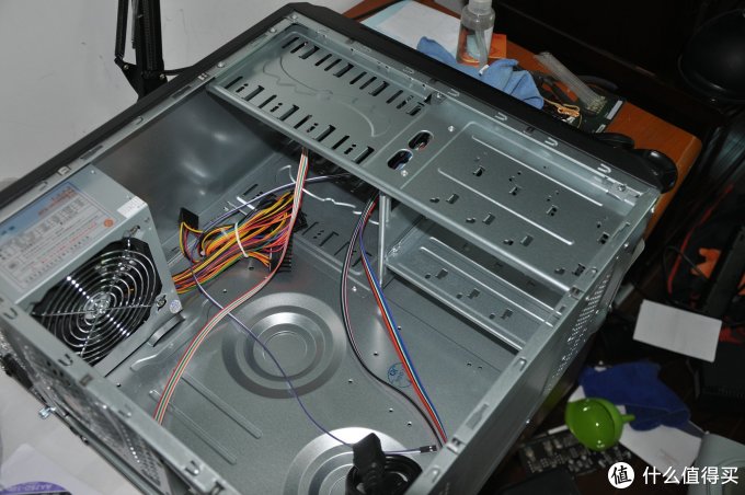 晒一晒新配 DIY 廉价上网用 台式 电脑——AOC E2252SWDN 21.5英寸 显示器+金河田 8521U机箱+华擎 FM2A75M-DGS R2.0