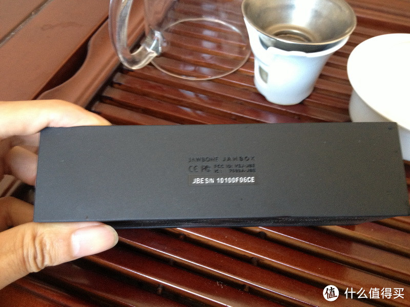 Jawbone JAMBOX 蓝牙无线便携音箱 官翻版 开苞图