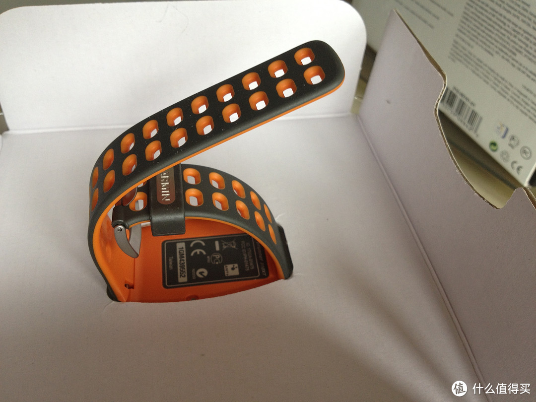 官翻 Garmin 高明 Forerunner 310XT GPS心率表到手，开箱。