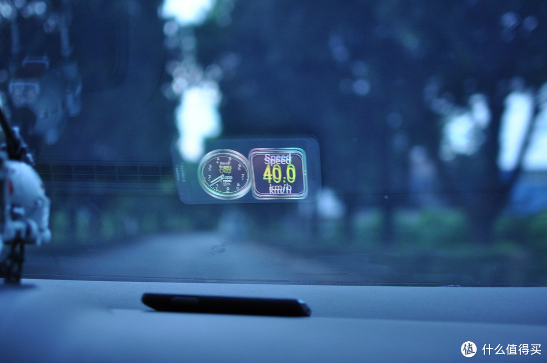 晒晒自己车上用的电子产品——伪HUD 平视显示、视连科 行车记录仪、STEELMATE 铁将军 智感700DIY 胎压监测报警器