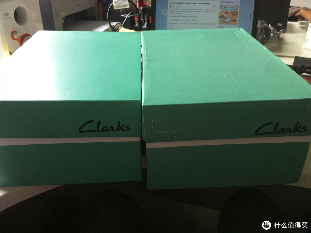 亚马逊神价格的 Clarks 男鞋 Redruth Go 2035309 + General Pace5 2035271 两双等于一双专柜价
