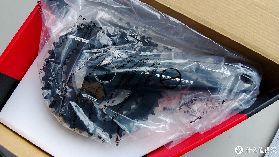wiggle海掏抄底入手 FSA 9186 牙盘一枚，附有装车效果图。
