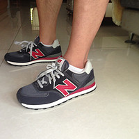 伯尔蓝+唇膏红色 New Balance 新百伦 男 复古鞋 ML574VDN 入手，真人兽上脚图